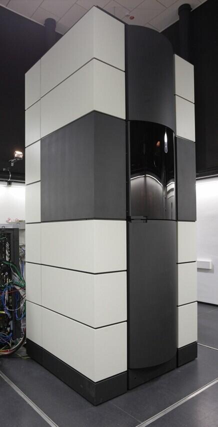 Electron microscope